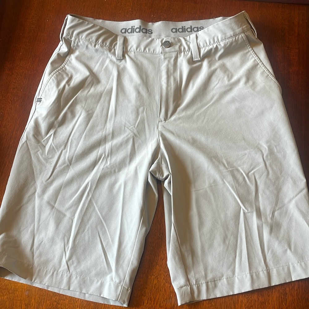 Adidas golf shorts men’s 32